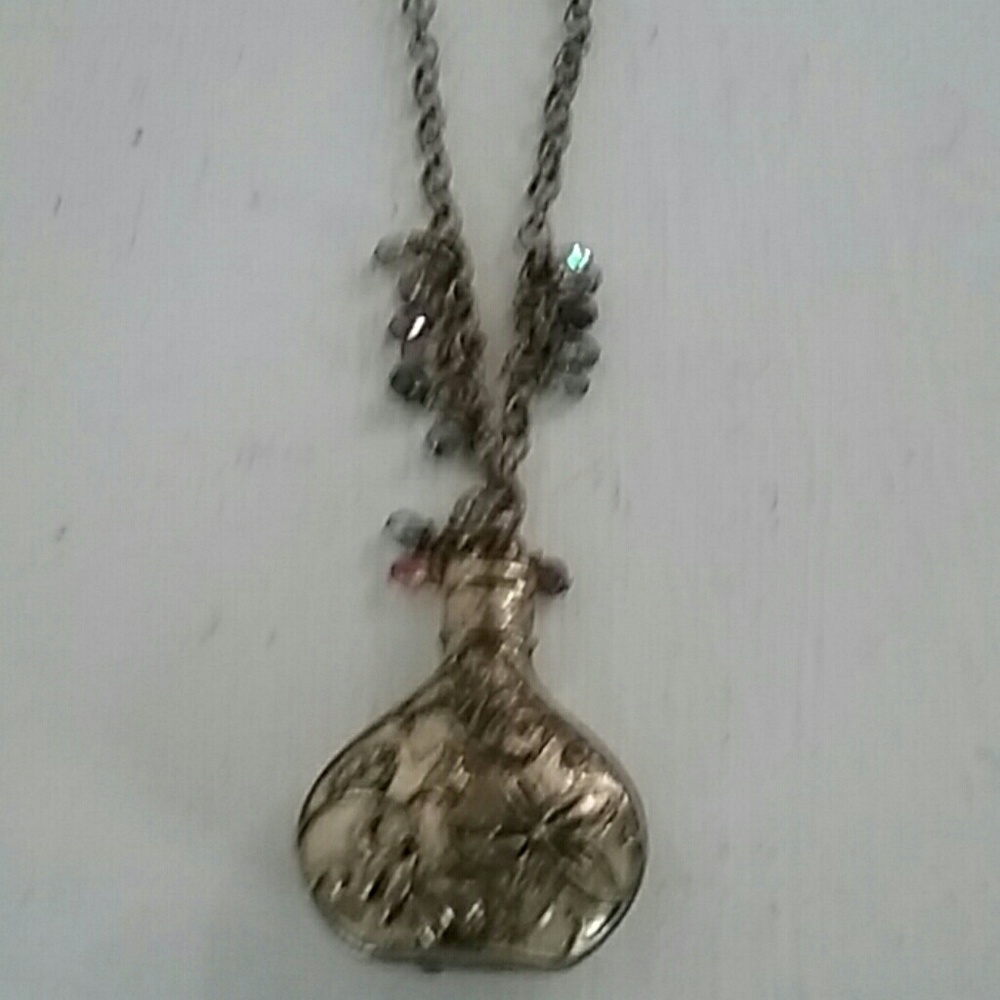 Jewelry - Picture 2 of 5